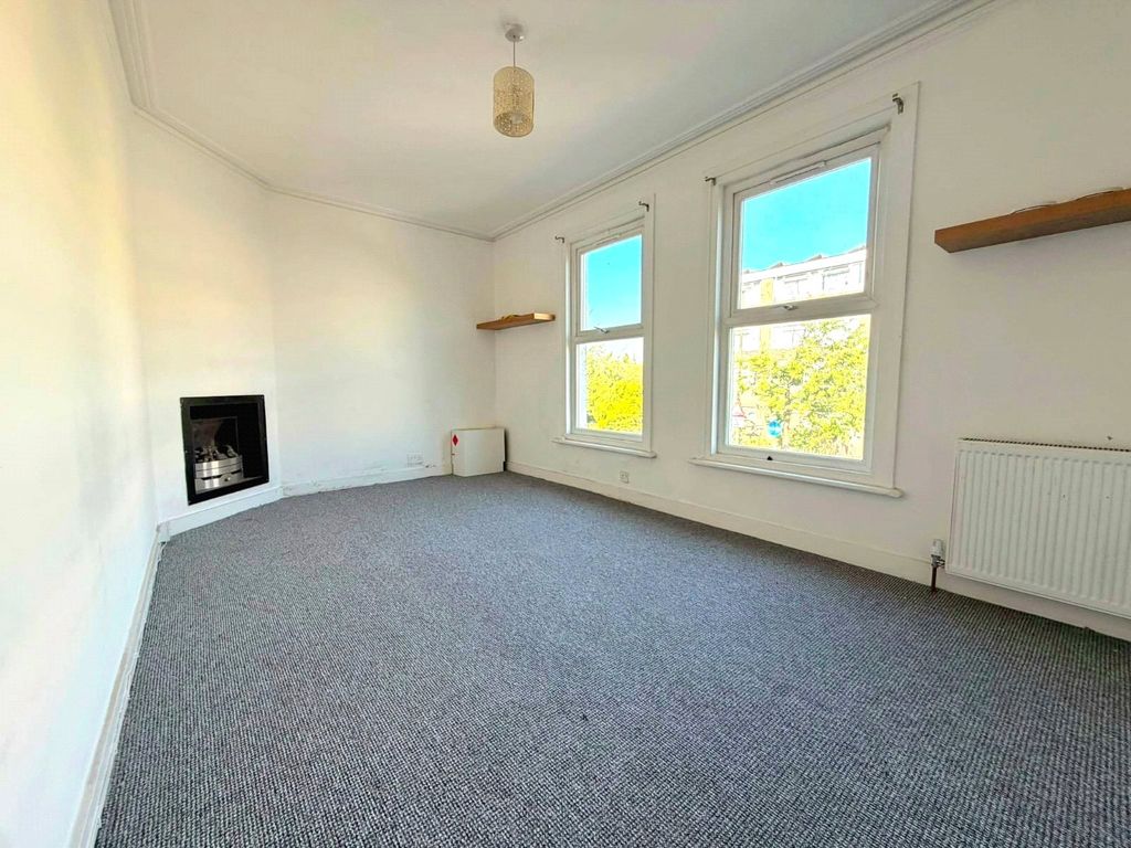 Property photo 2 of 7 Reception Room