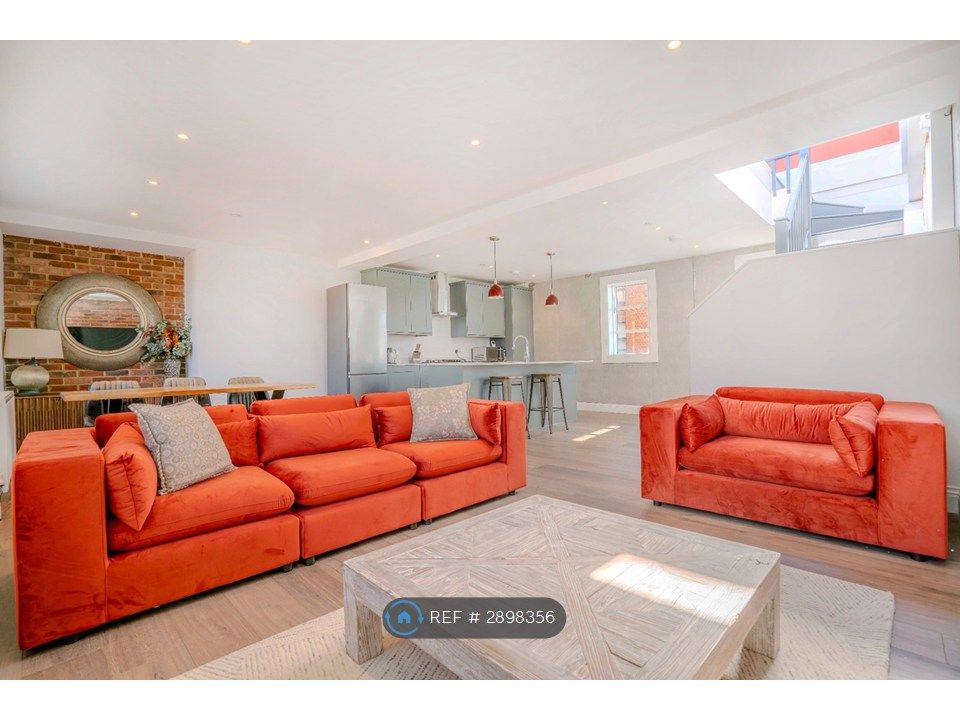 Property photo 1 of 35