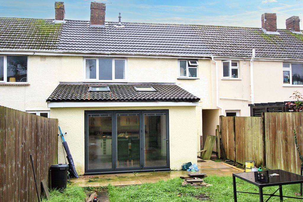 Property photo 2 of 19