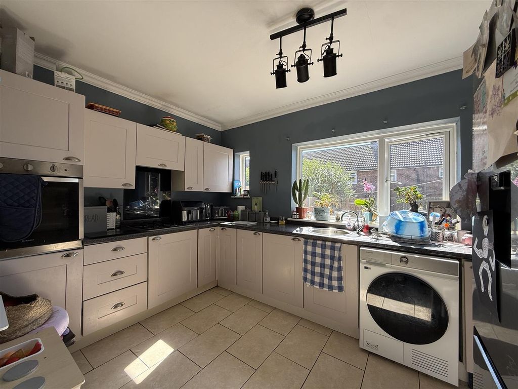 Property photo 3 of 13 Img_5183.Jpeg