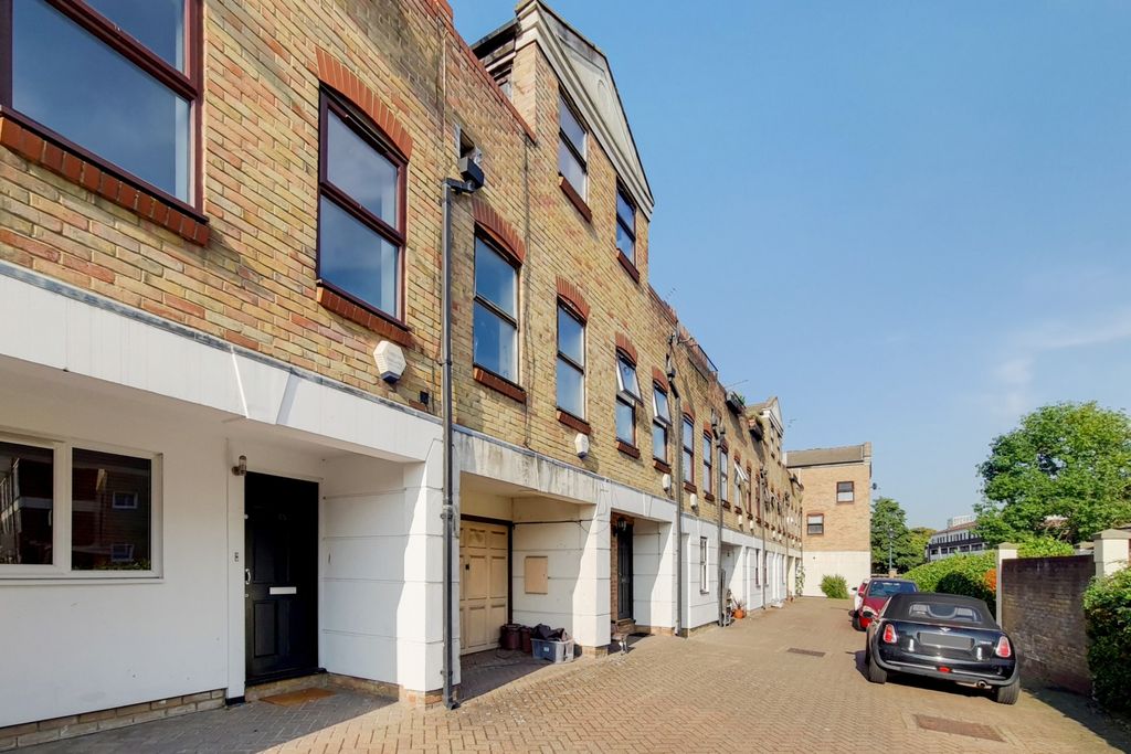 Property photo 1 of 13 0_Exterior-0