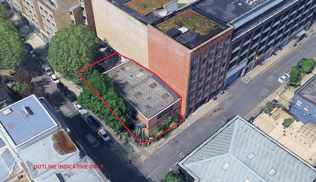 Property photo 2 of 3