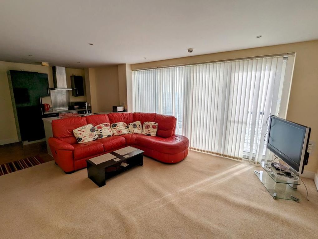 Property photo 2 of 7 Living Room