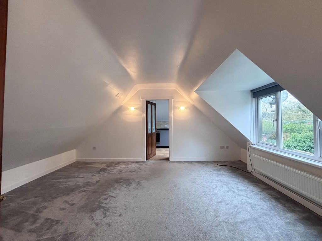 Property photo 3 of 8 Image