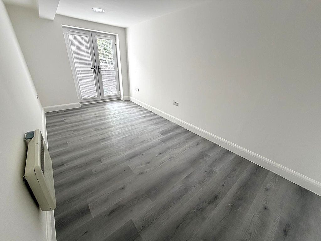 Property photo 2 of 4