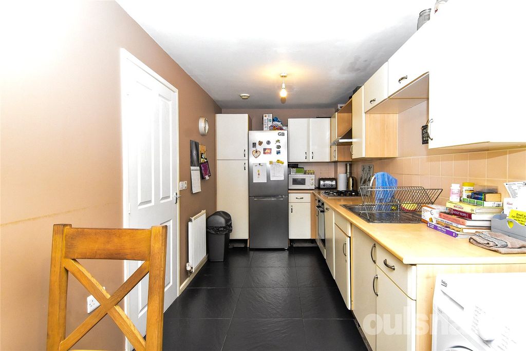 Property photo 2 of 16 Picture No. 19