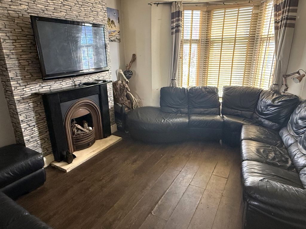 Property photo 2 of 4 Not Specified