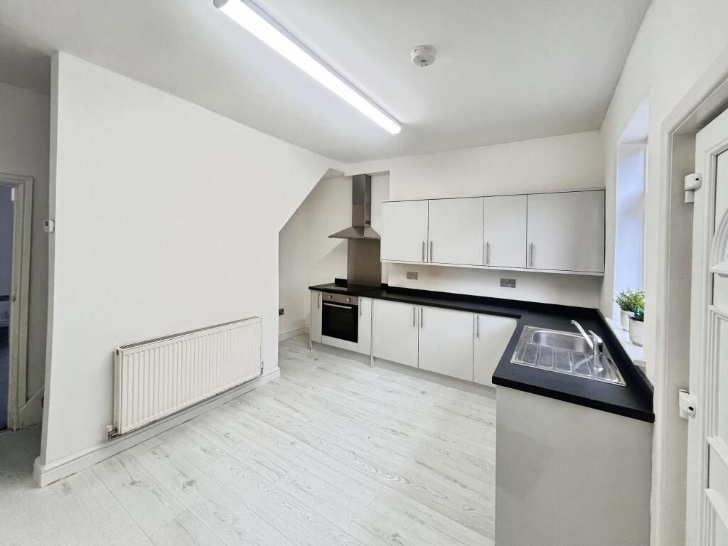 Property photo 1 of 7 79d95Ff4922F80Cb994F133Bcfd2c47c.Jpeg