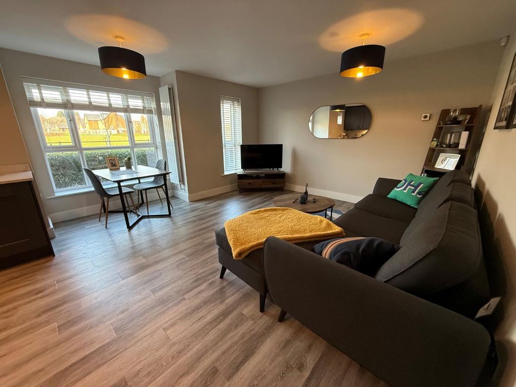 Property photo 3 of 11 7.Jpg