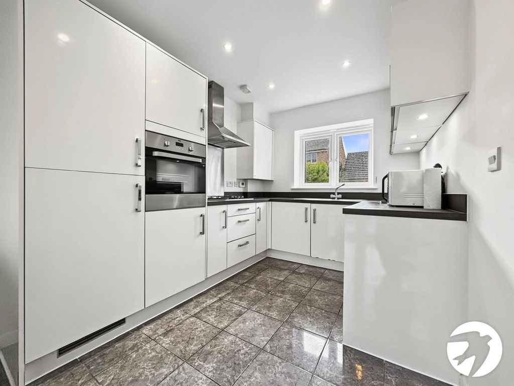Property photo 2 of 16 Picture No. 02