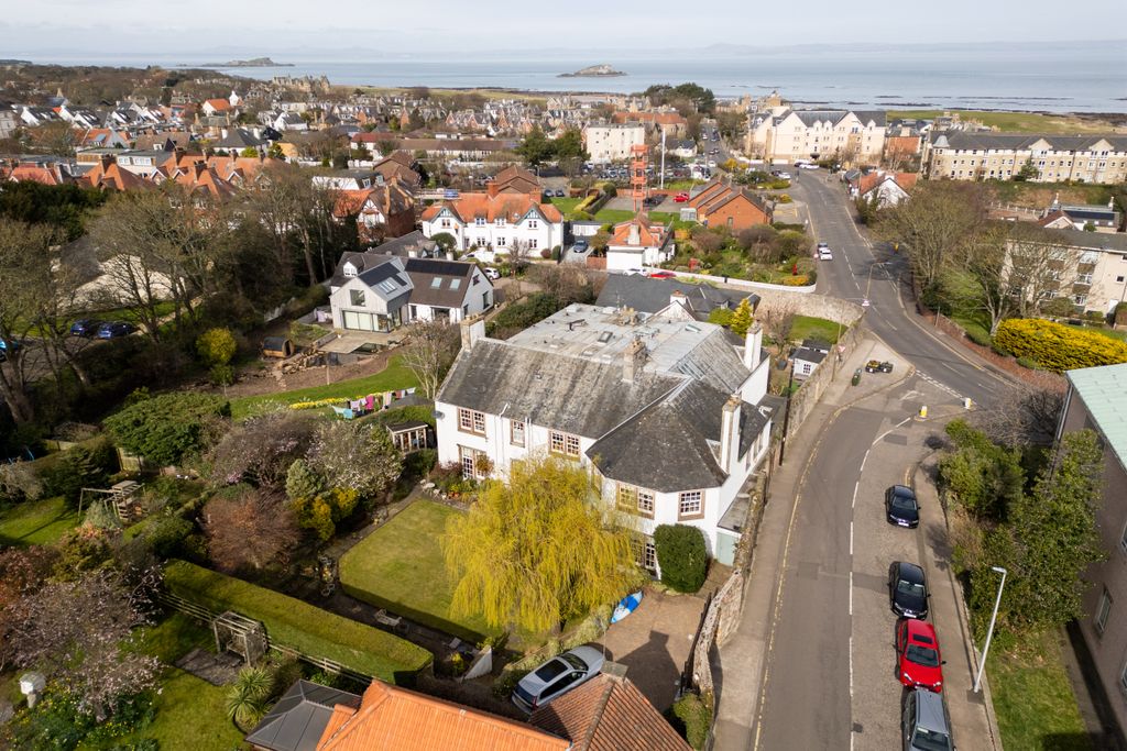 Property photo 1 of 34 Primary Property Image