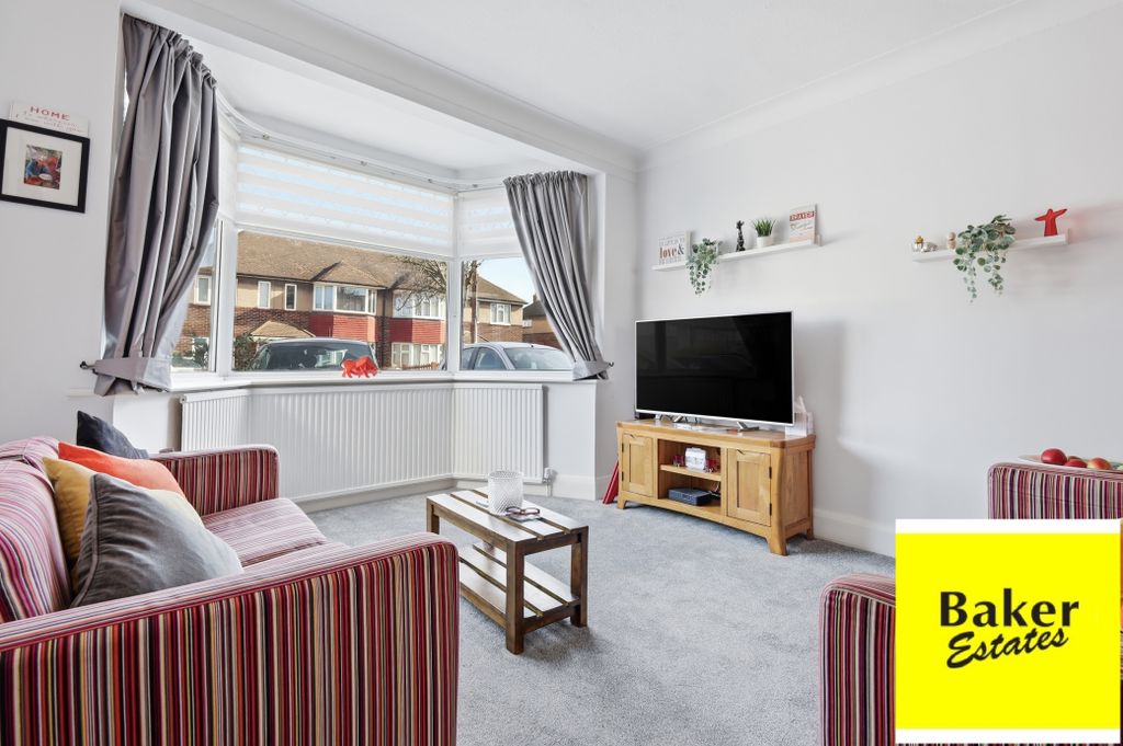 Property photo 3 of 23