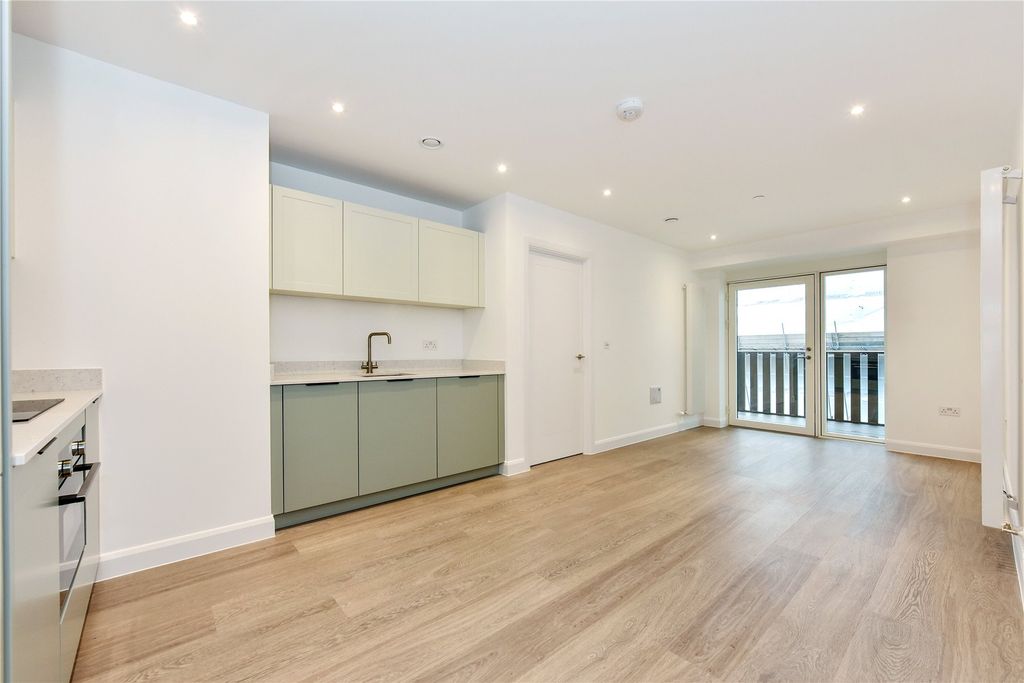 Property photo 1 of 9 Reception Room