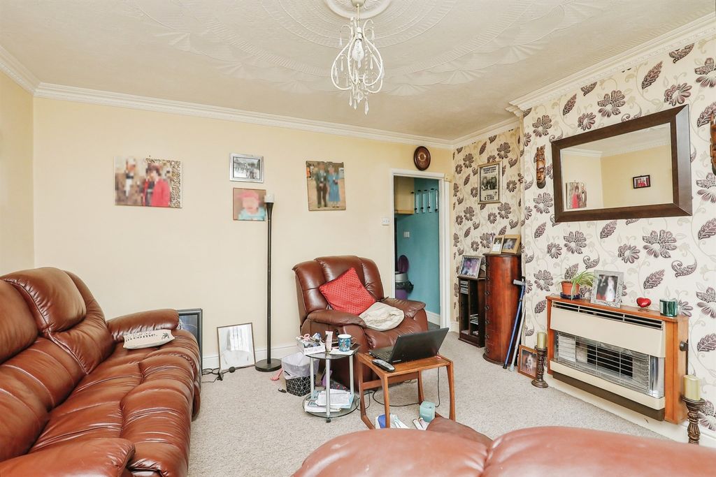 Property photo 2 of 15