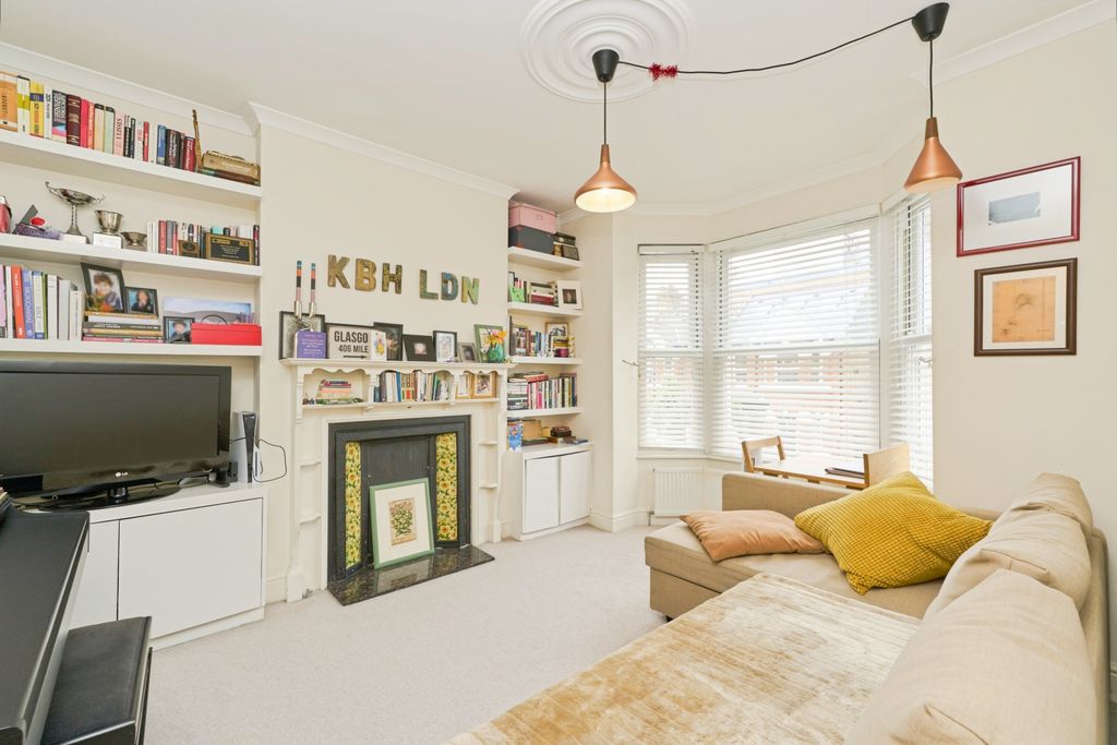 Property photo 1 of 19 1828881-16
