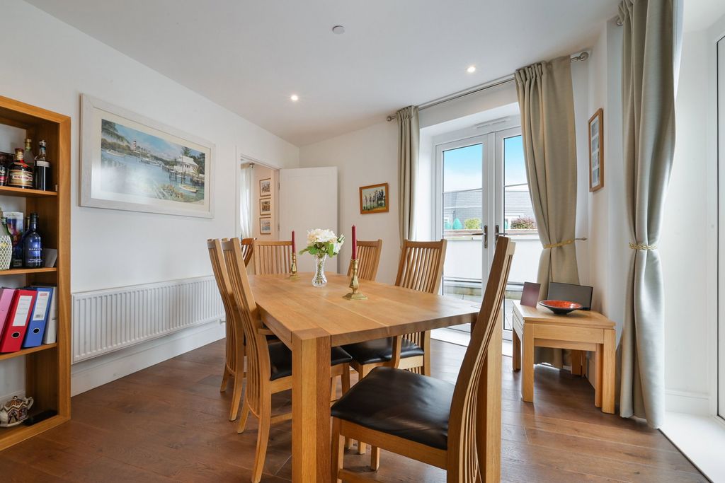 Additional image 18 of 3 bed penthouse for saleEden Place, Oxted RH8