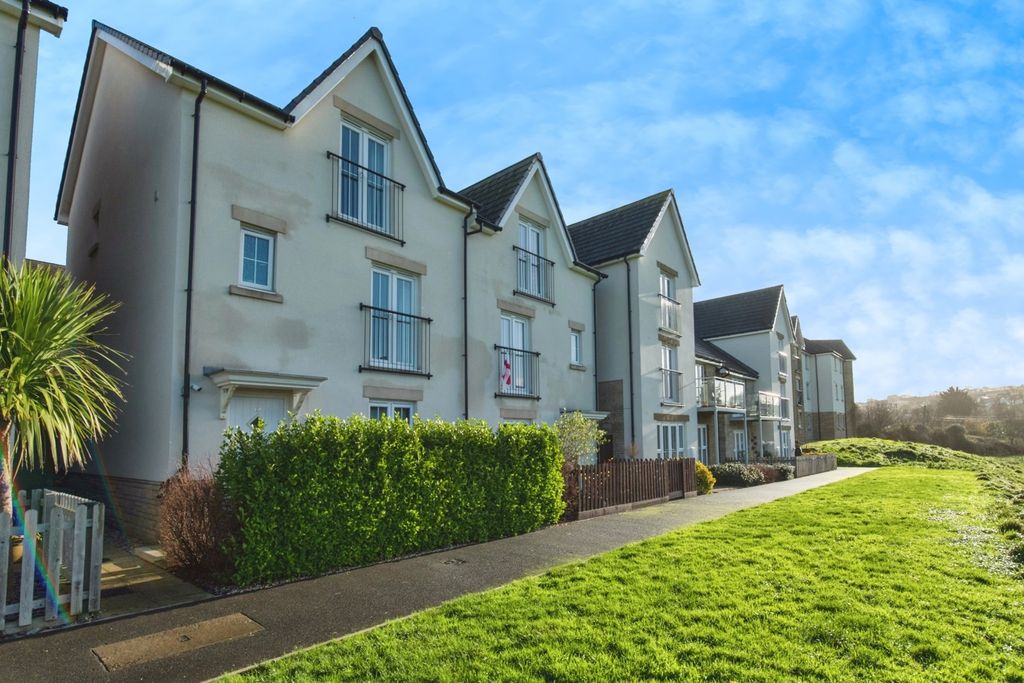 Property photo 1 of 20 Pbox-Img.Jpg