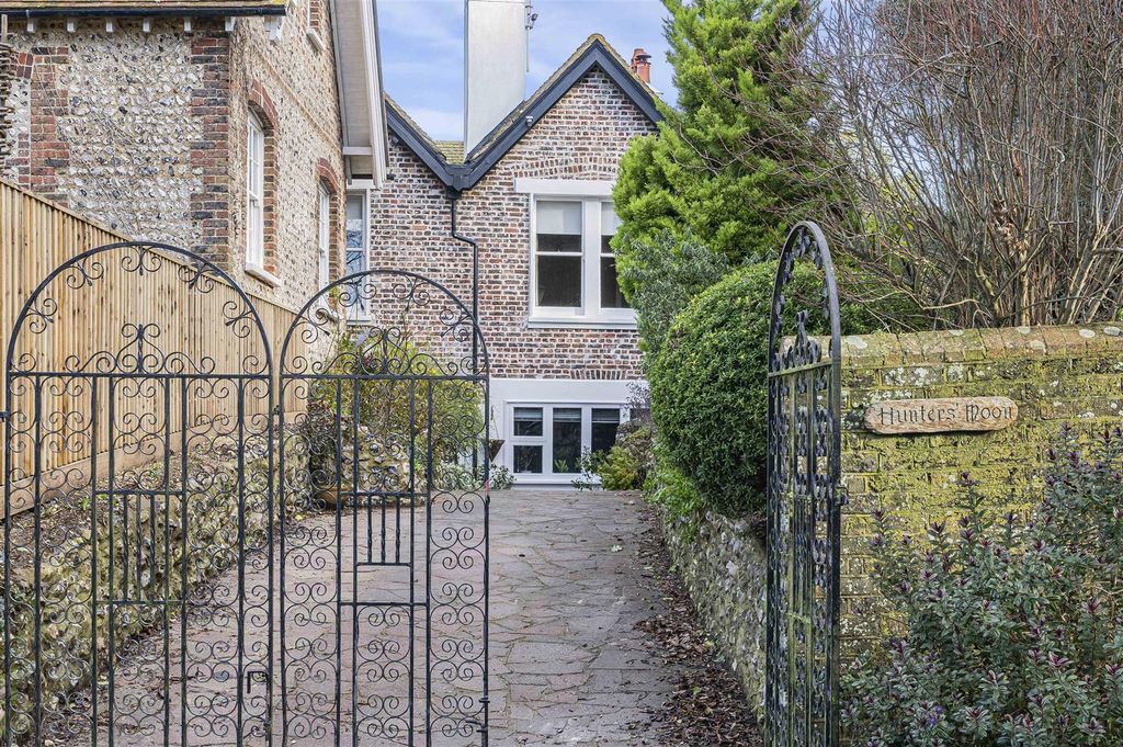 Property photo 1 of 41 Front