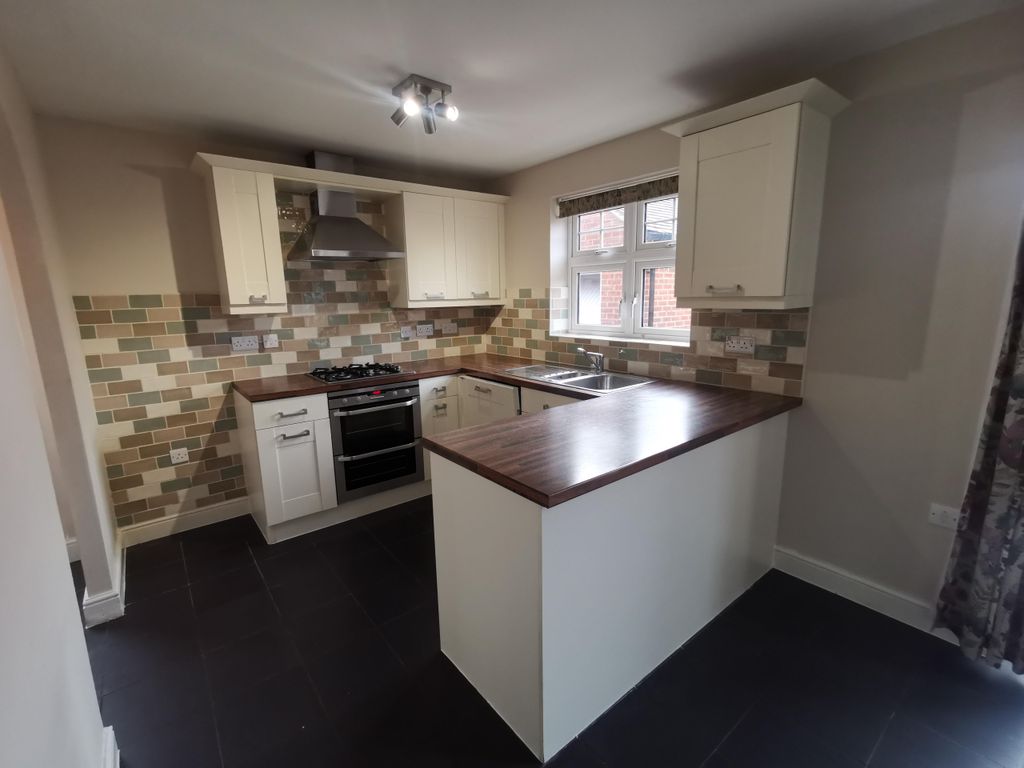 Property photo 2 of 16 Image