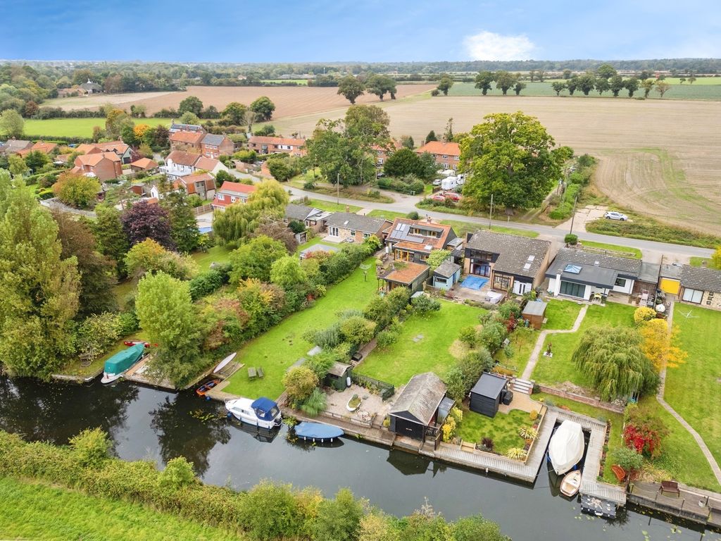 Property photo 1 of 35 Drone