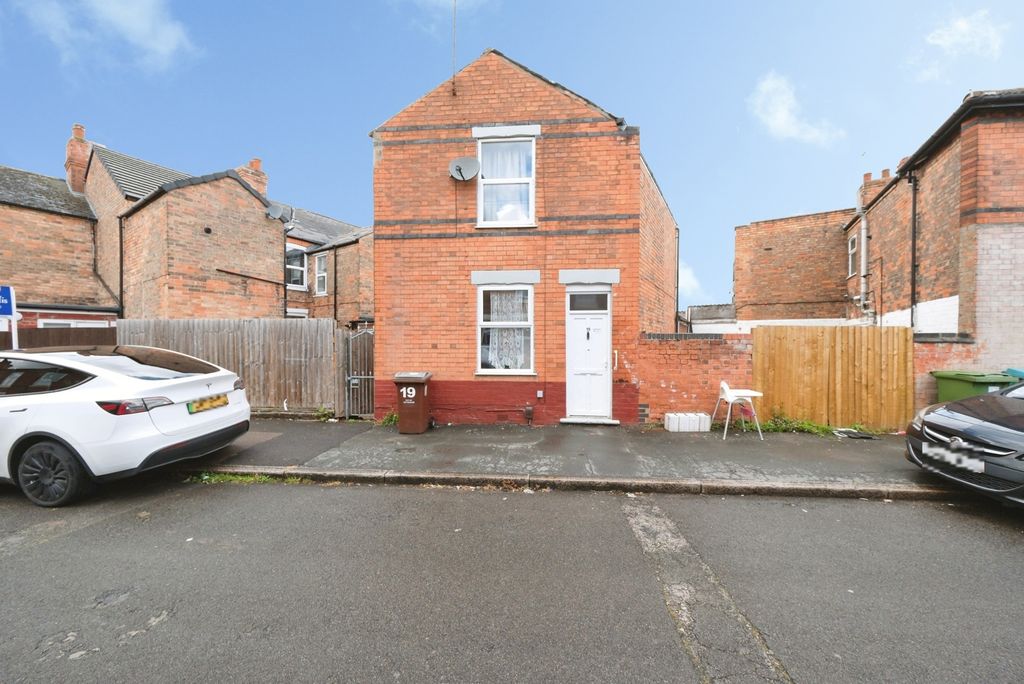 Property photo 1 of 11 Pbox-Img.Jpg