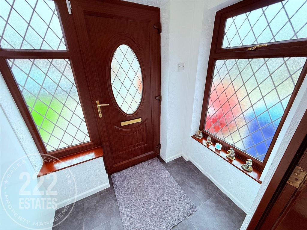 Property photo 2 of 27 Photo-2025-10-14-18-05-03 (16).Jpg