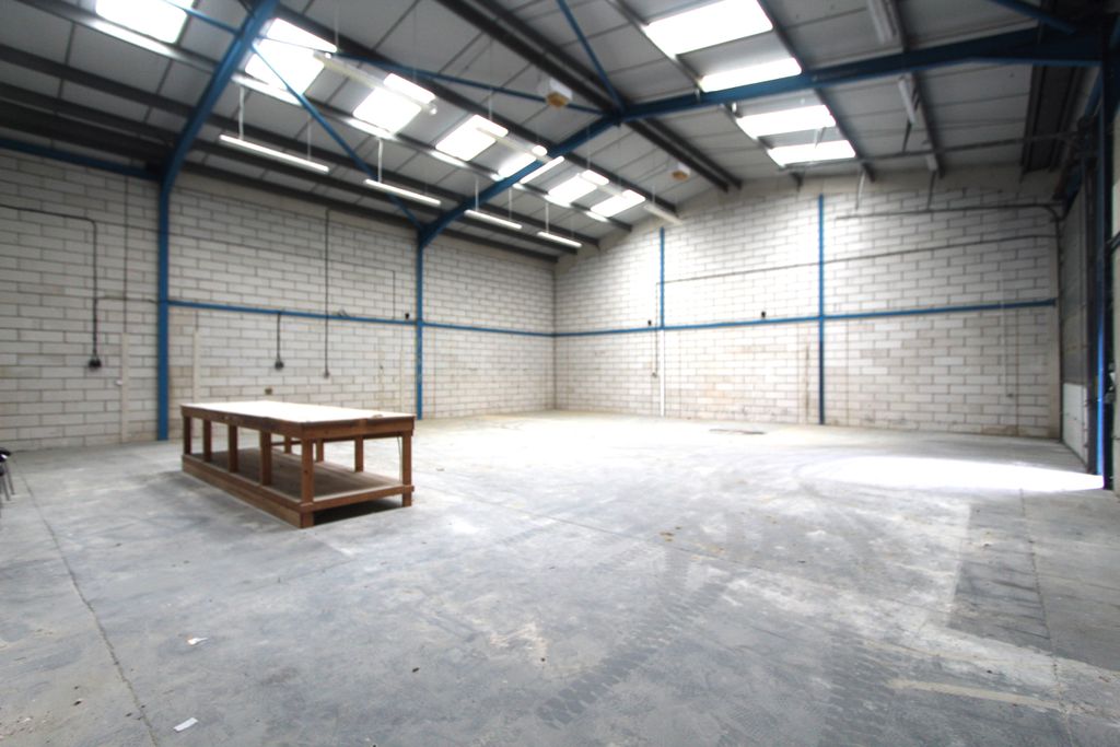 Property photo 3 of 8 Main Work Space