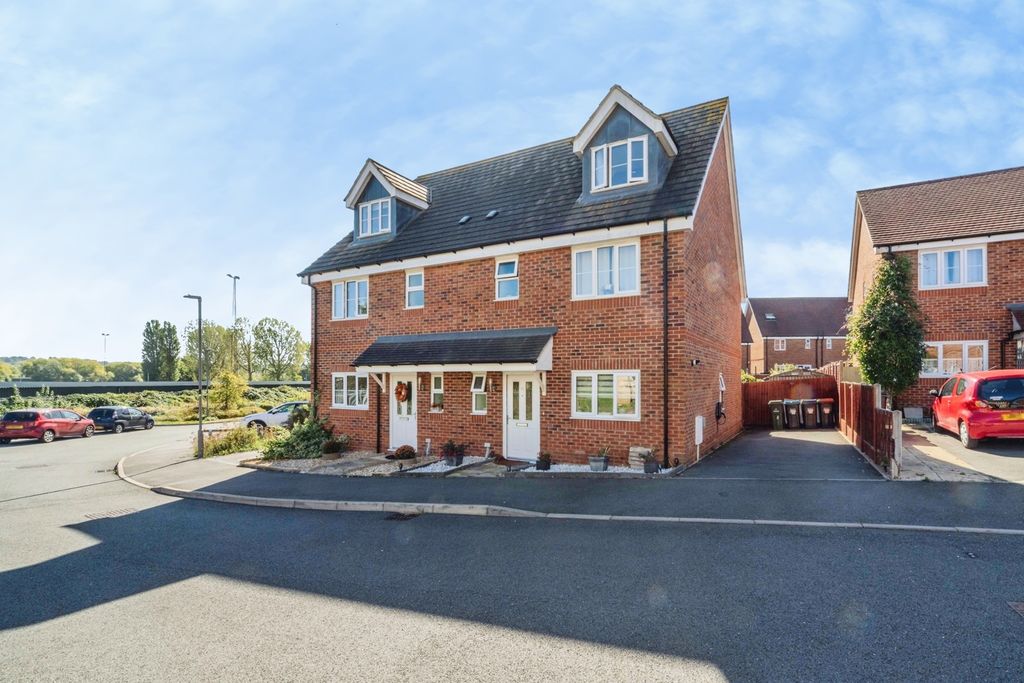 Property photo 1 of 20 Pbox-Img.Jpg