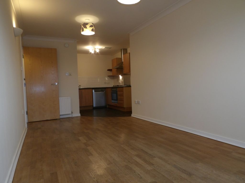 Property photo 3 of 12