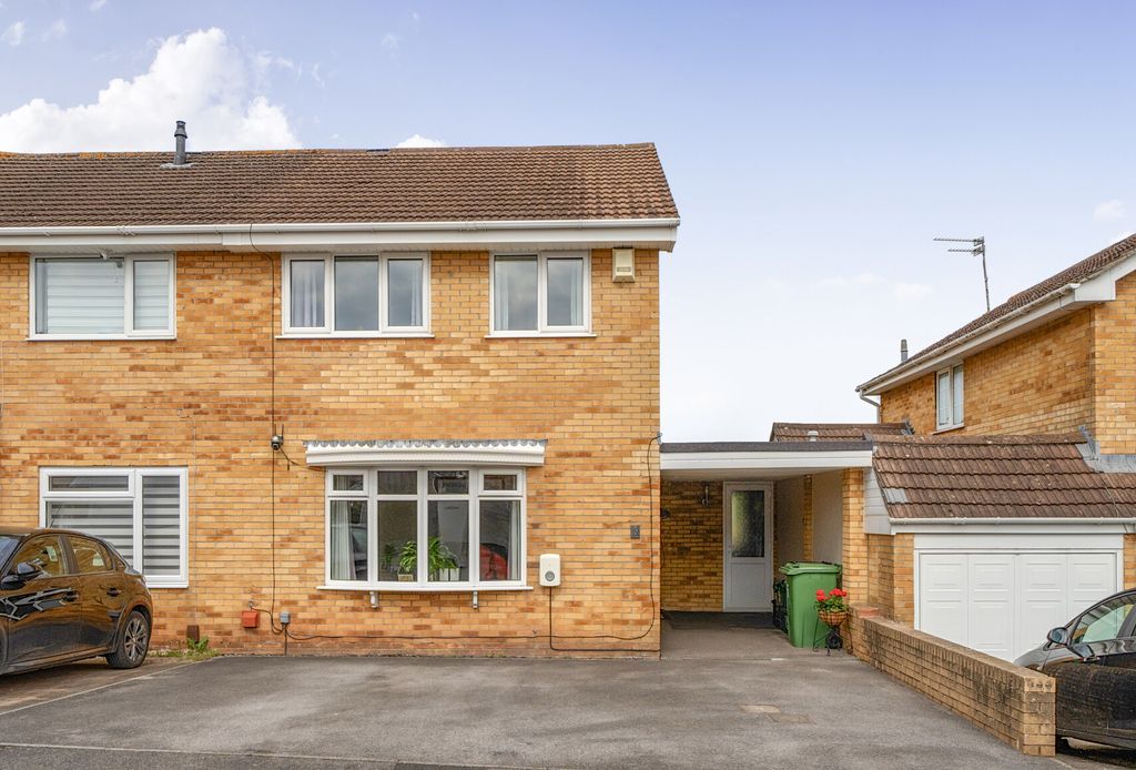 Property photo 1 of 18 1452482-1-69F47A9...
