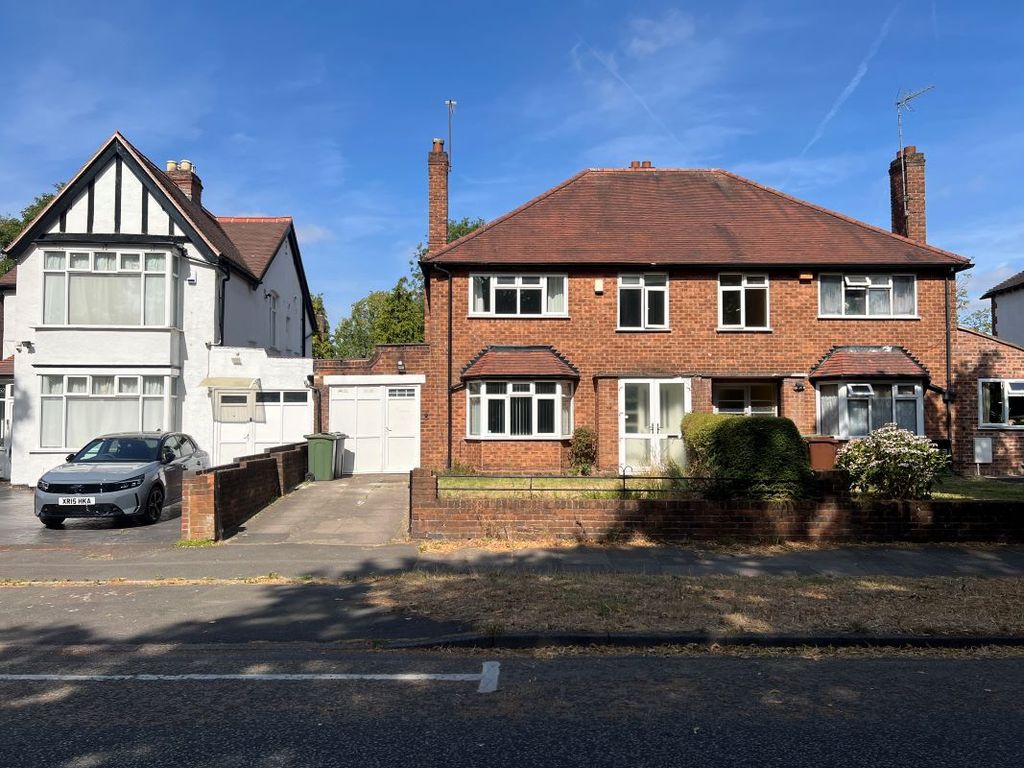 Property photo 1 of 32