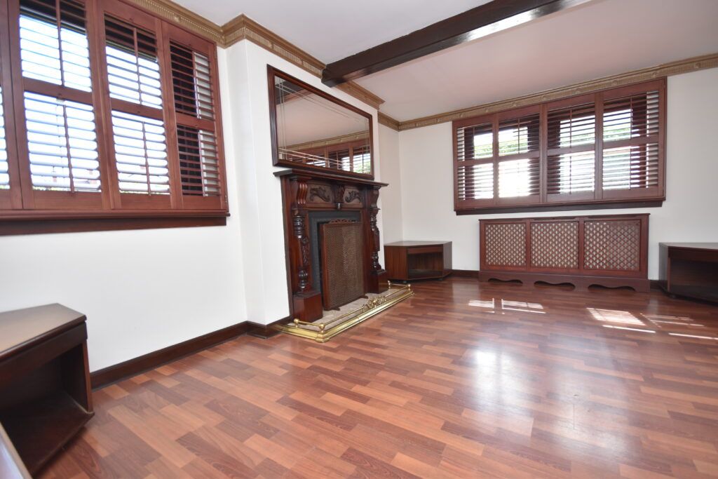 Property photo 3 of 41