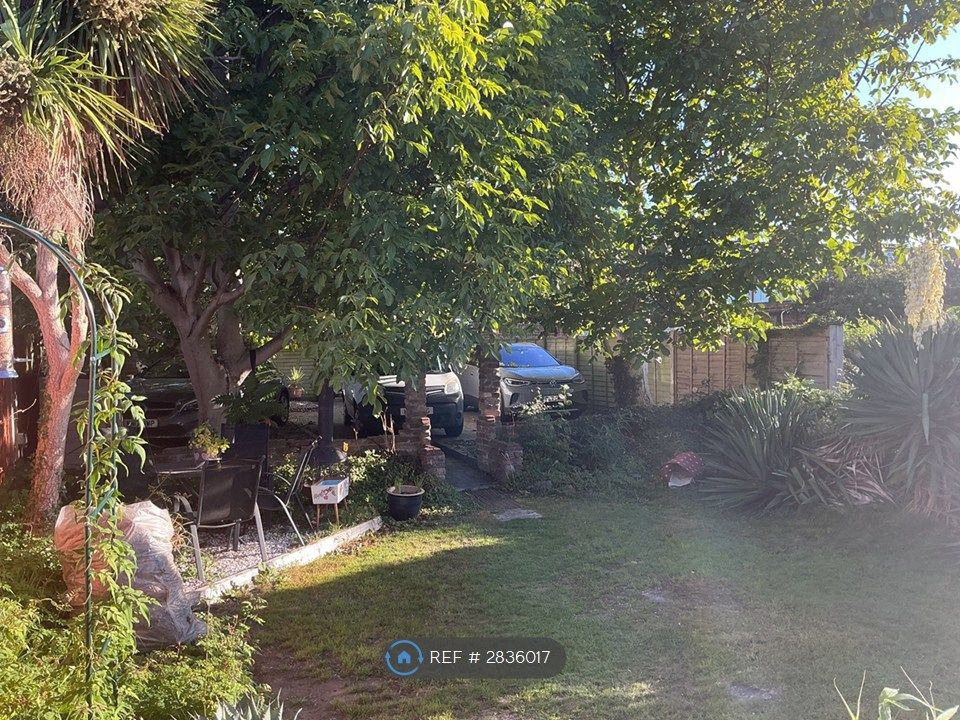 Property photo 2 of 7
