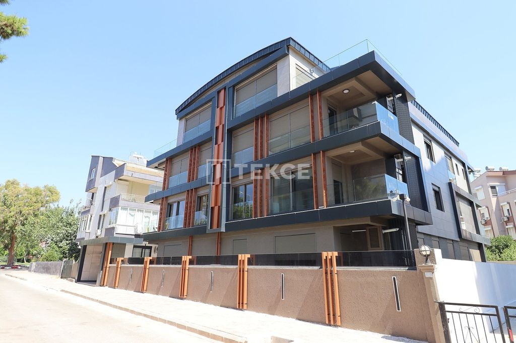 Property photo 1 of 37