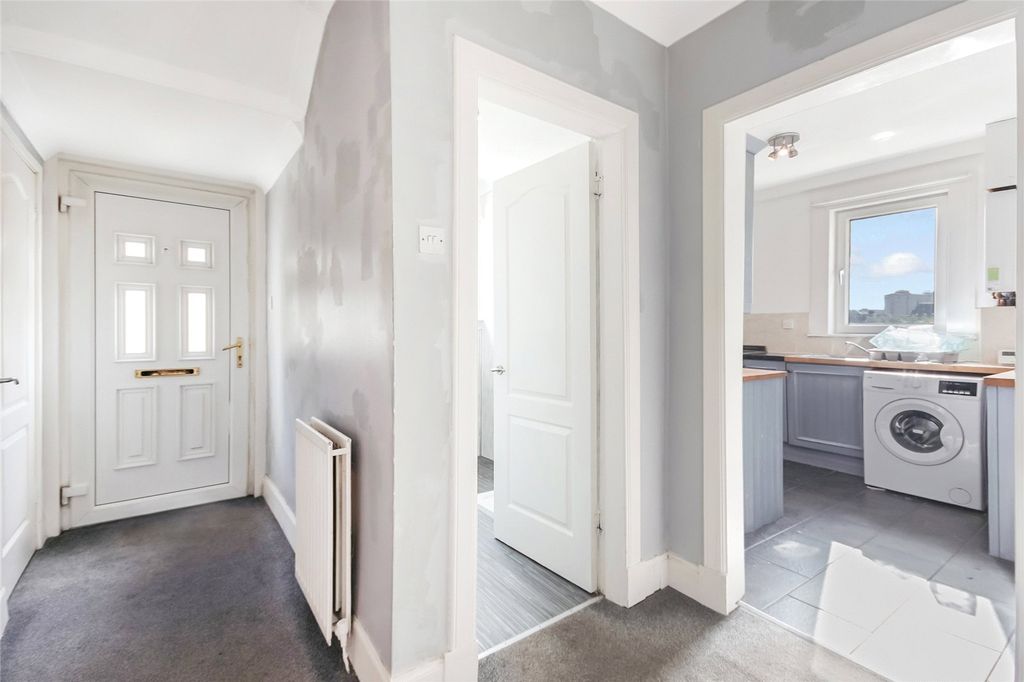 Property photo 2 of 21 Picture No. 02