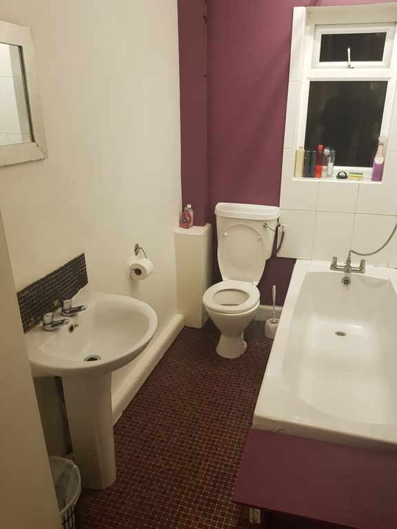 Property photo 3 of 5