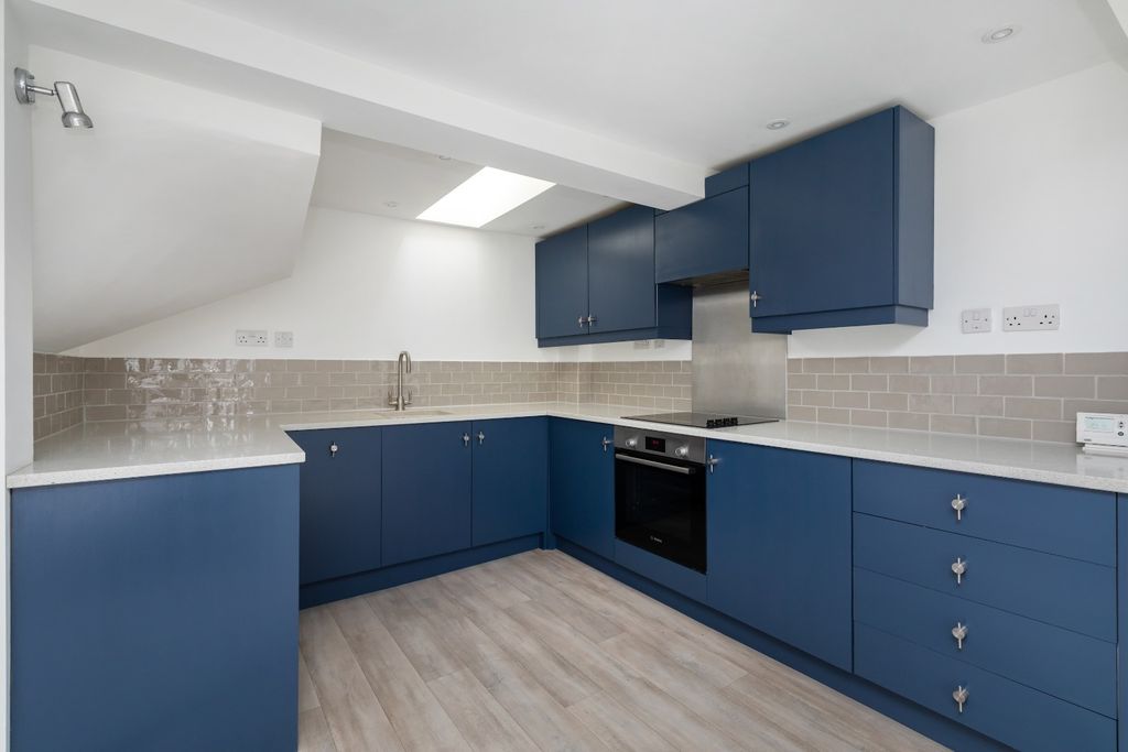 Property photo 2 of 13 3826915