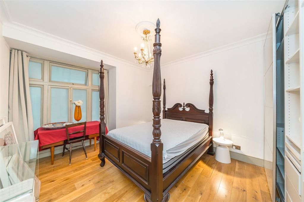 Property photo 3 of 4