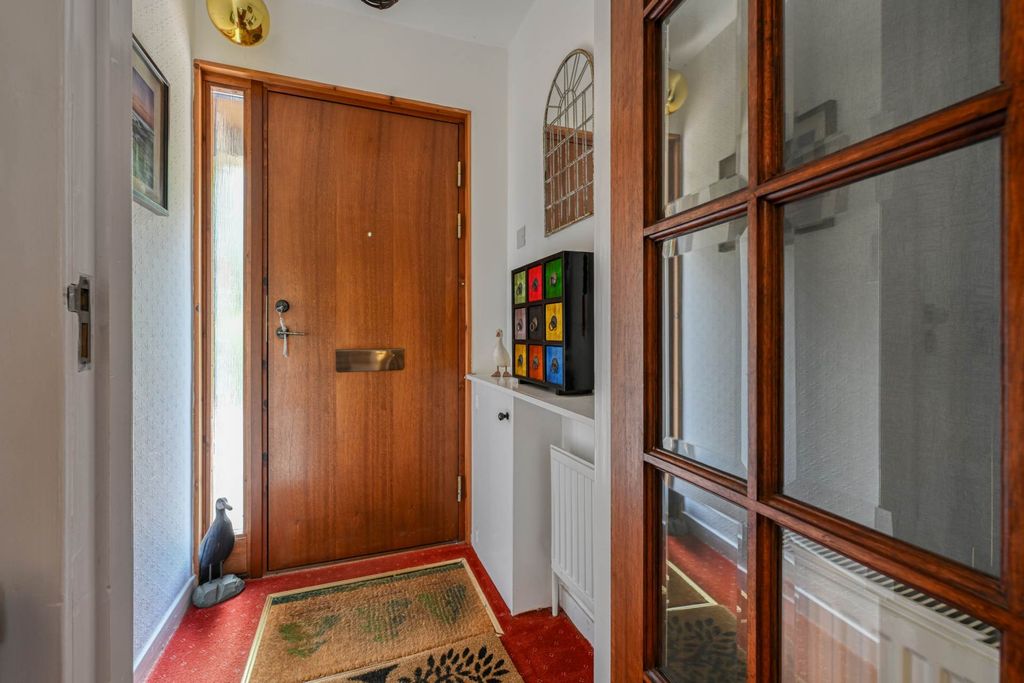Property photo 3 of 30