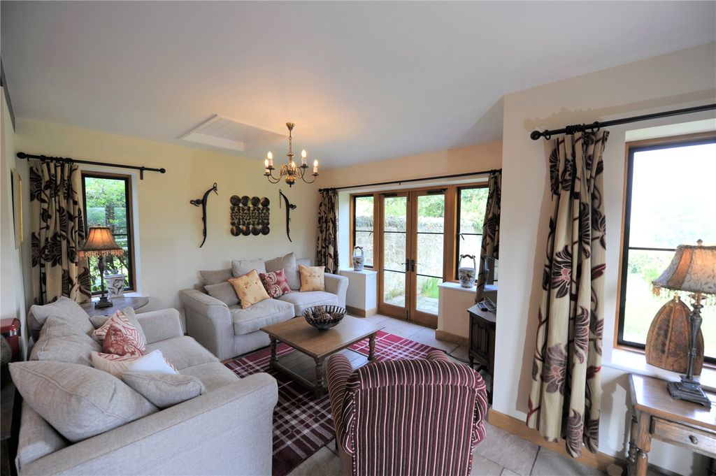 Property photo 2 of 8 Living Room