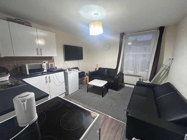 Property photo 1 of 4