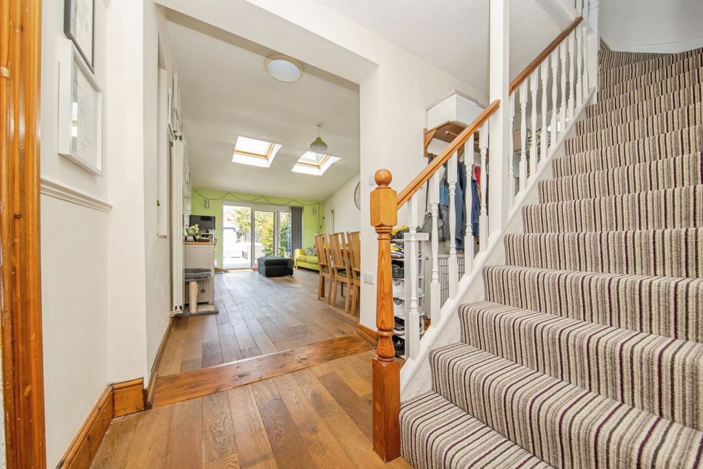 Property photo 2 of 24 Pbox-Img.Jpg