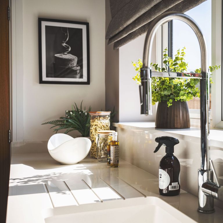 Property photo 2 of 31