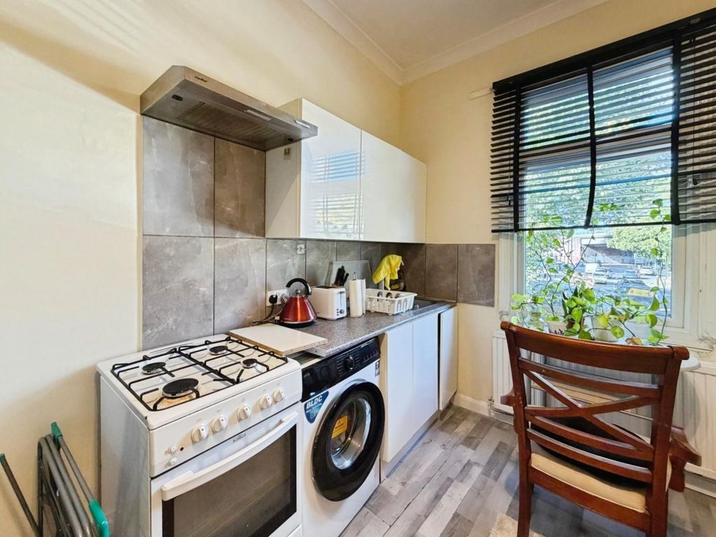 Property photo 2 of 4 Depowcagh0El-Cvdpaj7Gw.Jpg
