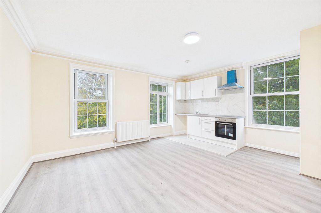 Property photo 2 of 9 Picture No. 02