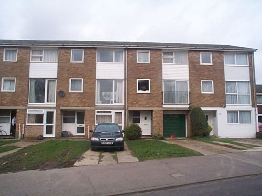 Property photo 1 of 4 Front