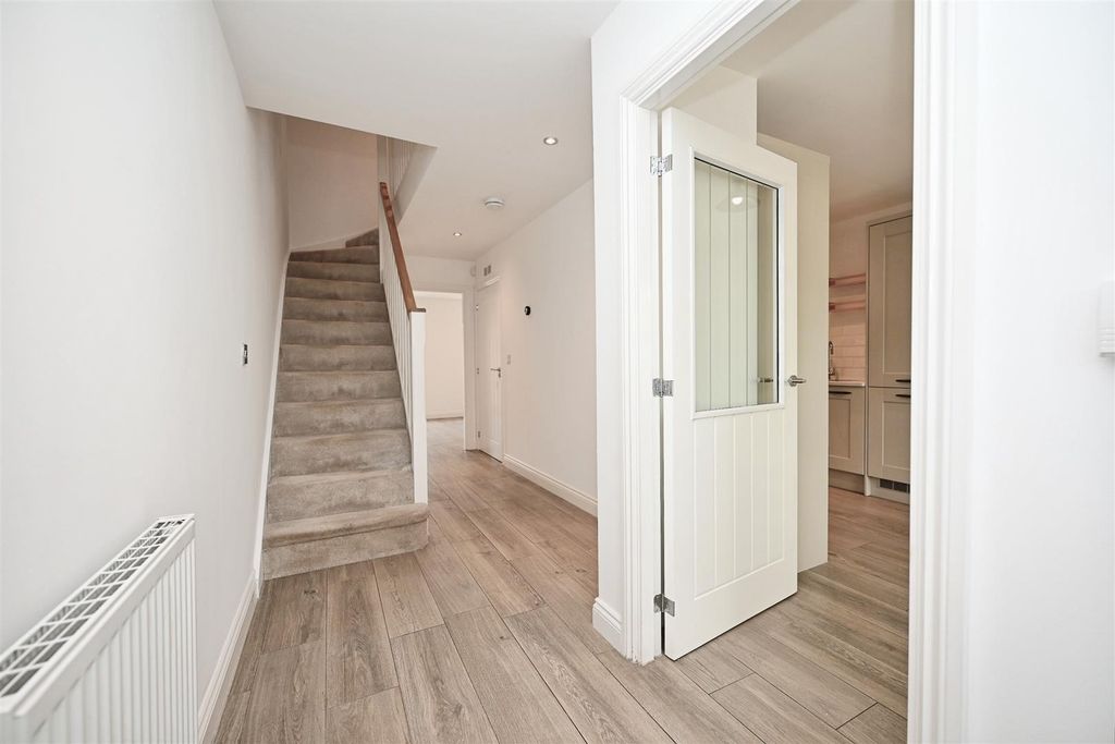 Additional image 7 of 4 bed semi-detached house for saleCherry Orchard, Lichfield - No Onward Chain WS14