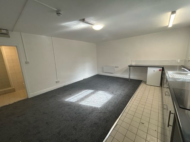 Property photo 2 of 4