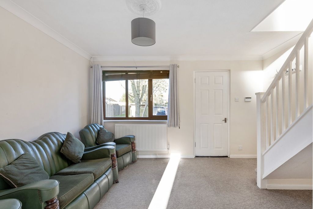 Property photo 3 of 12