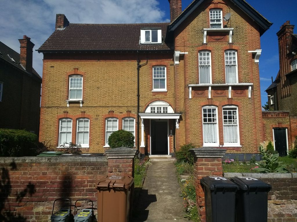Property photo 1 of 12